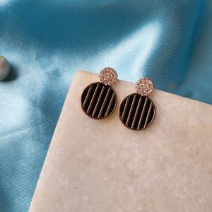 Simply Elegant Earing