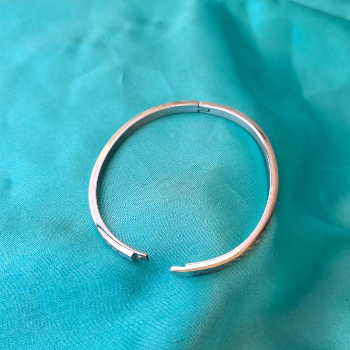 Anti-tarnish braclate_32