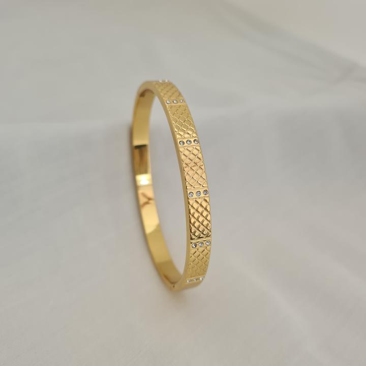 anti-tarnish braclate_34